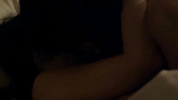 Michaela Isizzu phim sexx nhat ban - Tấm gương